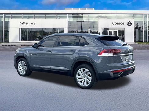 Used 2021 Volkswagen Atlas Cross Sport SE FWD image 7
