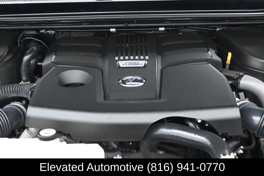 Used 2025 Lexus GX 550 w/ Accessory Package (2T) AWD/4WD image 29