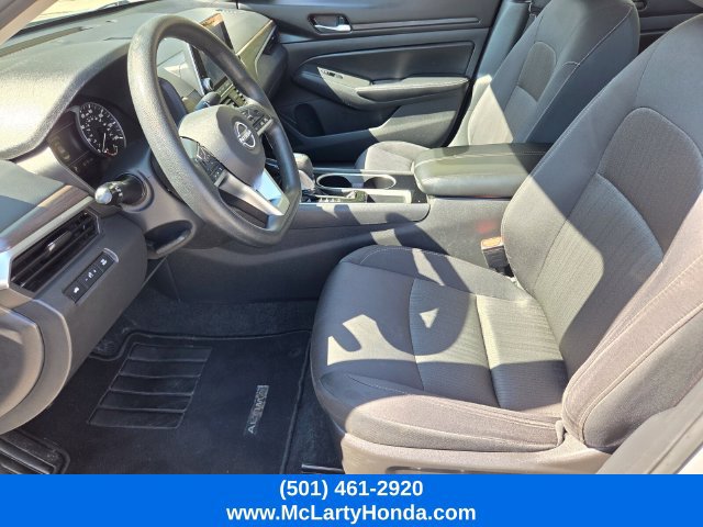 Used 2024 Nissan Altima 2.5 SV FWD image 9