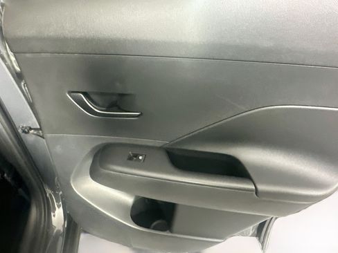 Used 2024 Hyundai Kona SEL FWD image 28