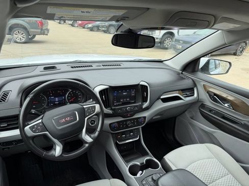 Used 2021 GMC Terrain SLE w/ Driver Convenience Package image 13