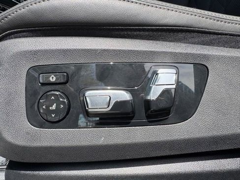 Certified 2026 BMW X7 xDrive40i AWD/4WD image 15