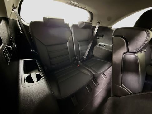 Used 2016 Kia Sorento SX image 41
