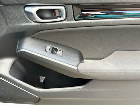 Used 2024 Honda Civic EX image 28