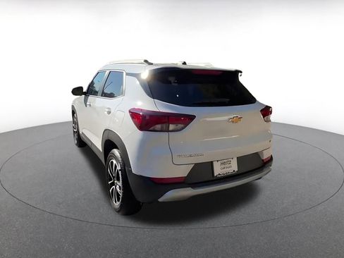Used 2025 Chevrolet TrailBlazer LT image 11