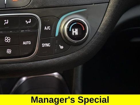 Used 2024 Chevrolet Malibu LT image 25