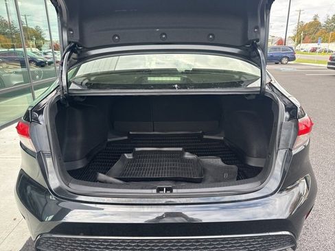Used 2022 Toyota Corolla SE image 8
