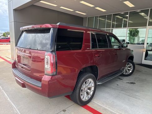 Used 2017 GMC Yukon SLT w/ Open Road Package RWD image 2