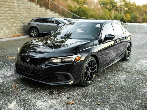 Used 2023 Honda Civic Sport image 11