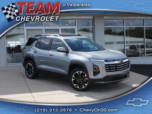 New 2026 Chevrolet Equinox LT w/ Convenience Package II FWD image 1