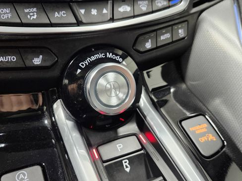 Used 2021 Acura TLX w/A-Spec Package image 11