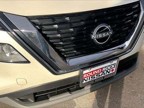 Certified 2022 Nissan Rogue SV w/ SV Premium Package image 28