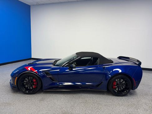 Used 2017 Chevrolet Corvette Grand Sport w/ Z07 Performance Package RWD image 6