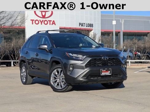 Used 2023 Toyota RAV4 XLE Premium image 2