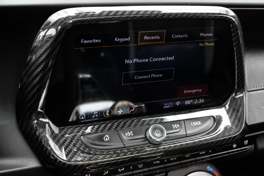 Used 2019 Chevrolet Camaro SS RWD image 28