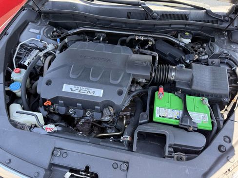 Used 2011 Honda Crosstour EX-L image 16