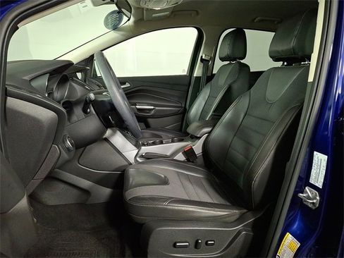 Used 2016 Ford Escape SE w/ SE Chrome Package image 14