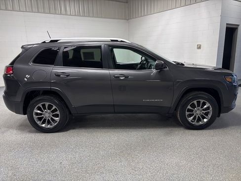 Used 2020 Jeep Cherokee Latitude Plus w/ Cold Weather Group image 8