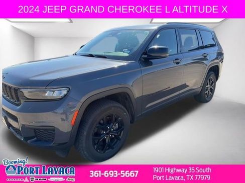 Used 2024 Jeep Grand Cherokee L Altitude RWD image 1