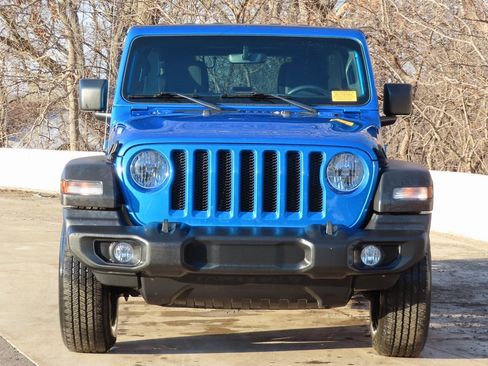 Used 2022 Jeep Wrangler Unlimited Sport image 4