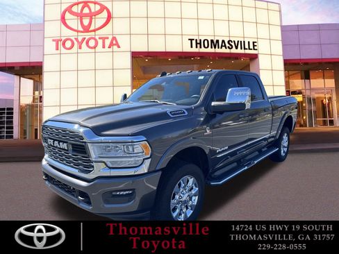 Used 2024 RAM 2500 Limited image 1
