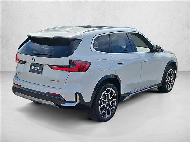 New 2026 BMW X1 xDrive28i w/ Technology Package AWD/4WD image 2