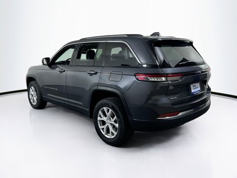 Used 2022 Jeep Grand Cherokee Limited image 7