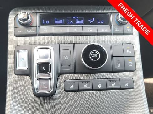 Used 2022 Hyundai Palisade Calligraphy FWD image 17