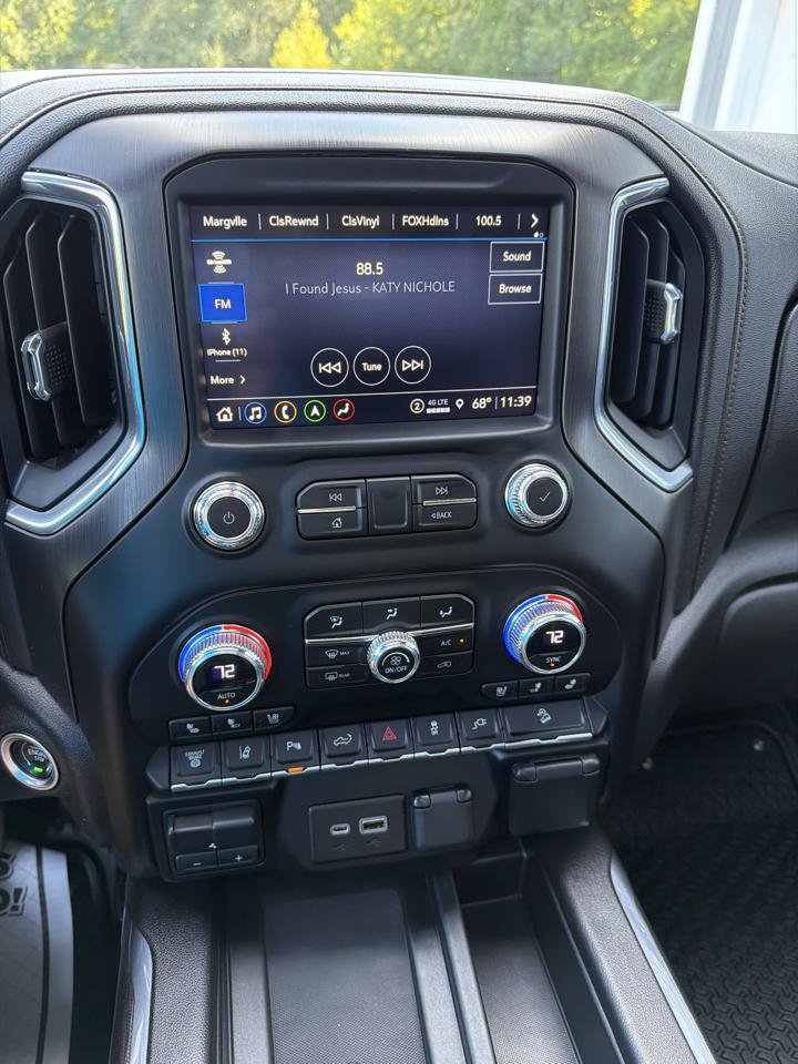 Used 2023 GMC Sierra 2500 AT4 w/ AT4 Premium Plus Package AWD/4WD image 13