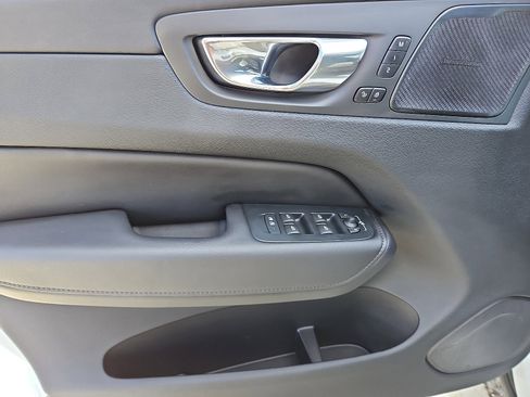 Certified 2023 Volvo XC60 B5 Plus w/ Climate Package image 12