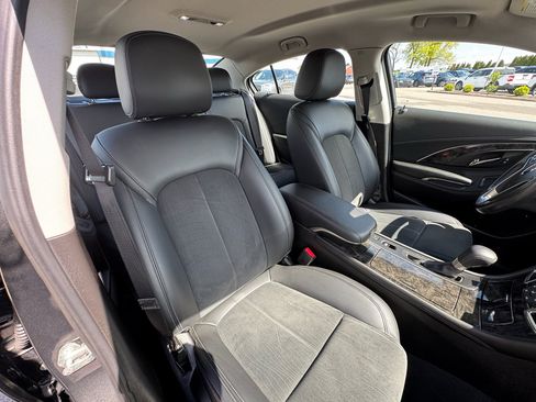 Used 2015 Buick LaCrosse FWD image 14