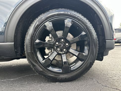 Used 2024 Ford Explorer ST-Line w/ Class IV Trailer Tow Package image 13