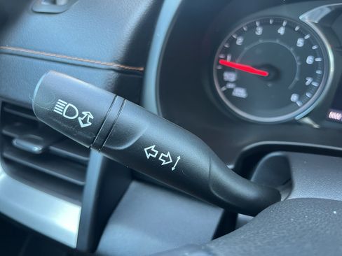 Used 2019 GMC Terrain SLT FWD image 14