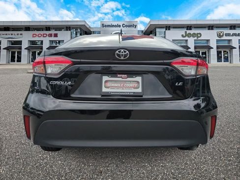 Used 2025 Toyota Corolla LE image 7