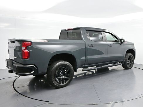 Used 2025 Chevrolet Silverado 1500 LT Trail Boss w/ Convenience Package II AWD/4WD image 7