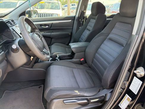 Used 2019 Honda CR-V LX image 7