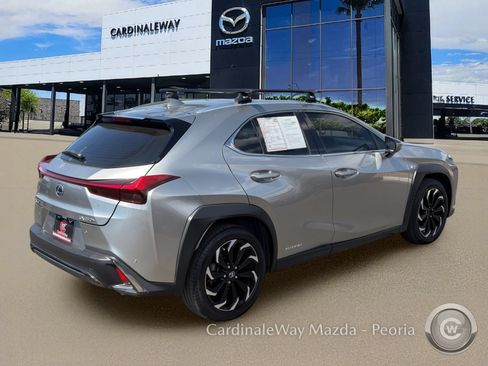Used 2020 Lexus UX 250h F Sport w/ F Sport Premium Package AWD/4WD image 7