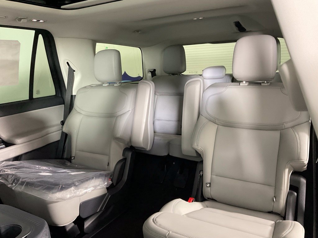 New 2026 Ford Expedition Active RWD image 16
