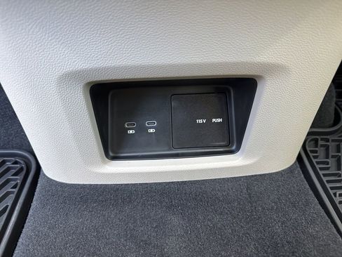 New 2026 Volkswagen Atlas SEL Premium R-Line image 13