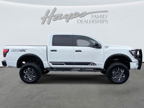 Used 2023 Nissan Titan PRO-4X w/ Off Road Protection Package image 7