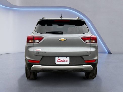 Used 2025 Chevrolet TrailBlazer LT image 4
