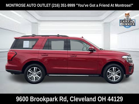 Used 2022 Ford Expedition XLT AWD/4WD image 3