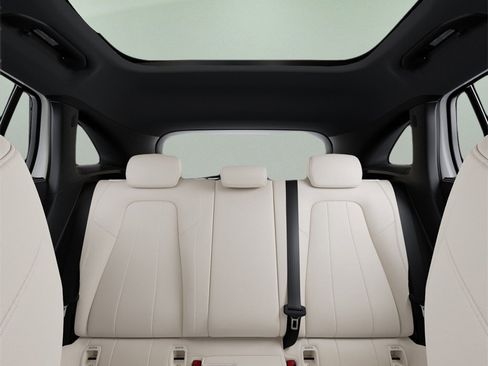 Used 2026 Mercedes-Benz GLA 250 image 44