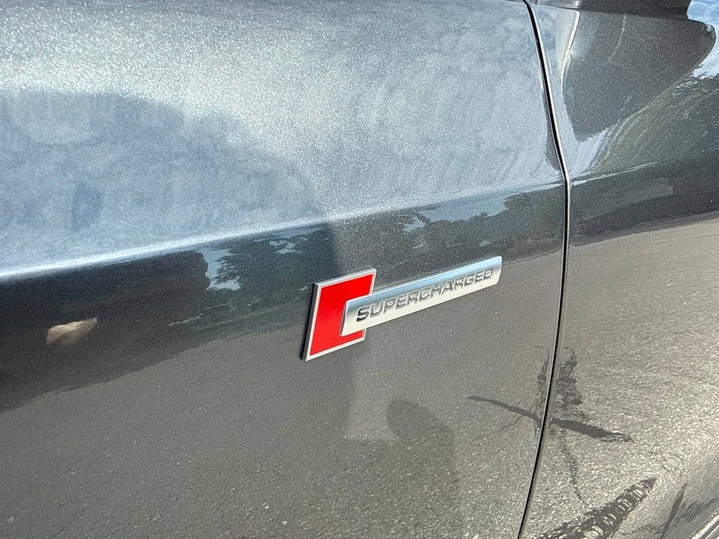 Used 2015 Audi SQ5 Premium Plus w/ Technology Package AWD/4WD image 11