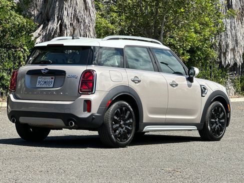 Used 2024 MINI Cooper Countryman S w/ Signature Upholstery Package FWD image 3