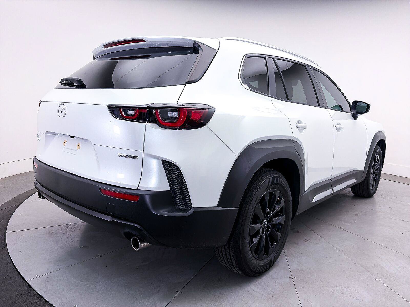 Used 2024 MAZDA CX-50 AWD 2.5 S w/ Accent Package image 12