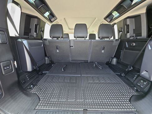 Used 2020 Land Rover Defender 110 First Edition AWD/4WD image 14