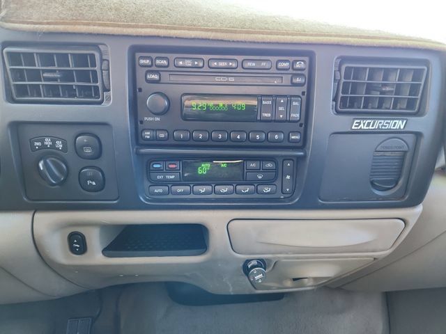 Used 2005 Ford Excursion Eddie Bauer AWD/4WD image 28