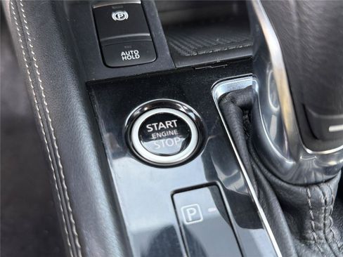 Used 2023 Nissan Kicks SV FWD image 10