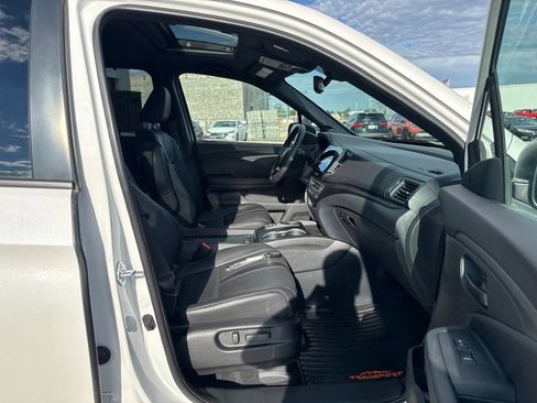Certified 2023 Honda Passport TrailSport image 41